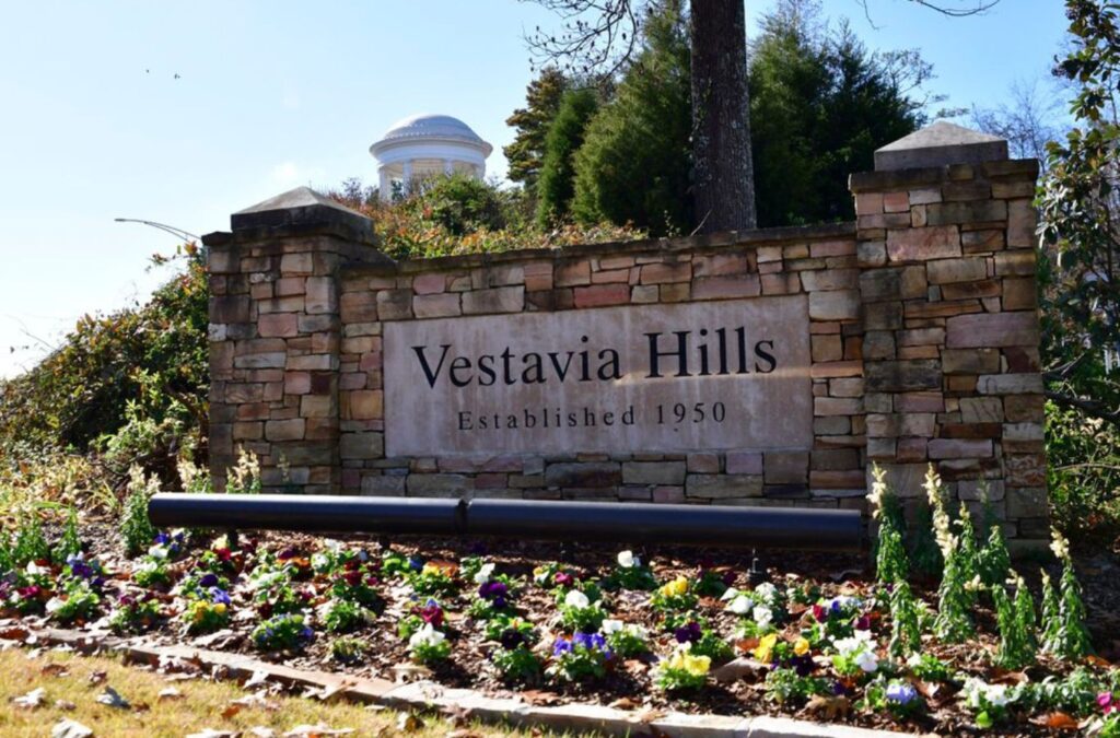 Office Space For Rent in Vestavia Hills, AL, by Right Space