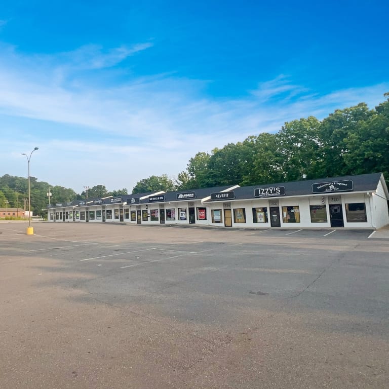 Vestavia Plaza after being turned by Right Space.